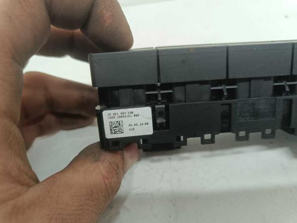 BOUTONS SKODA OCTAVIA 3 2013-2020 - Vue 3